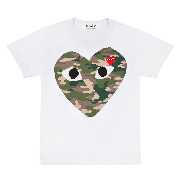 Play Comme des Garçons Camouflage Heart T-Shirt - White / Red Heart