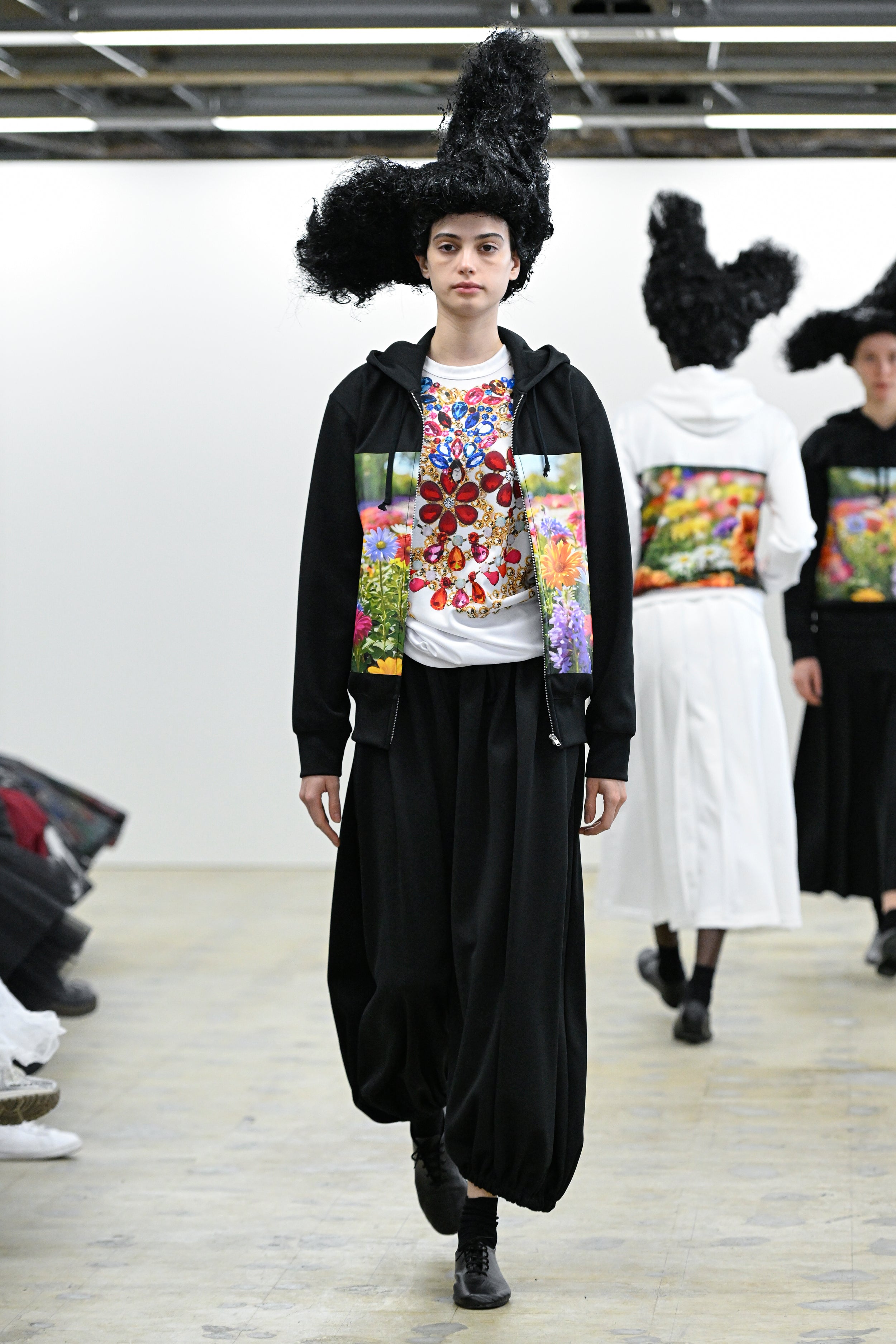 Comme des Garçons Big Stall COMME des GARÇONS HOMME PLUS Fall/Winter 2025 Collection