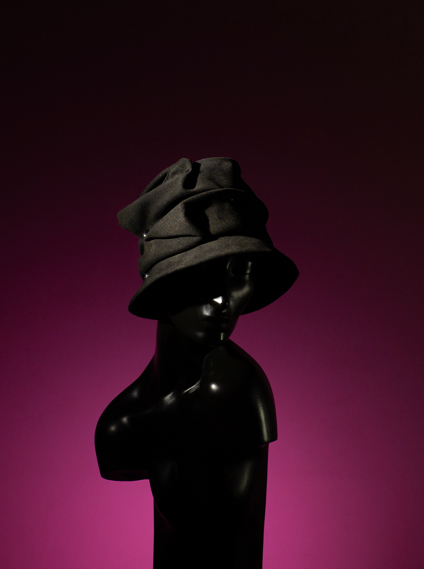 STEPHEN JONES MILLINERY – COMME des GARÇONS Germany