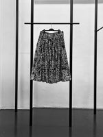 BLACK CDG / GRAFFITI PRINT SKIRT / 1D-S002-W19-1
