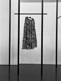 BLACK CDG / GRAFFITI PRINT SKIRT / 1D-S002-W19-1