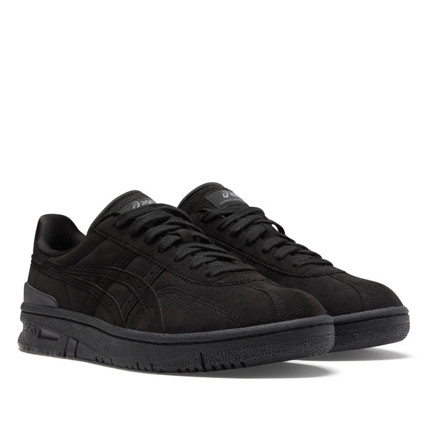 Comme des garcons on sale shirt sneakers