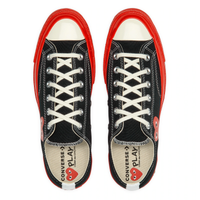 Comme des Garçons x CONVERSE rote Sohle / Low Top / Schwarz