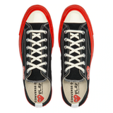 Comme des Garçons x CONVERSE rote Sohle / Low Top / Schwarz